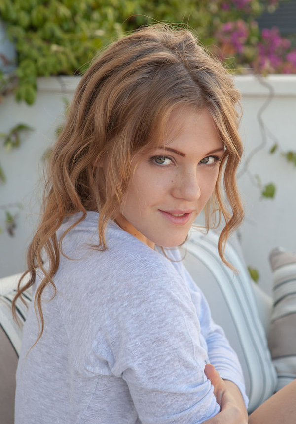 Кира, 20 лет, 4 размер груди